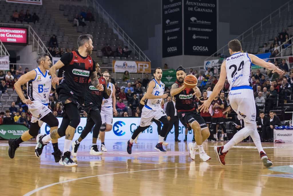 Desbordado Covirán Granada 68 – 67 B the Travel Brand