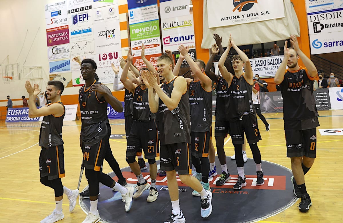 Juaristi Iraurgi gana a Movistar Estudientes. Foto de Luis García