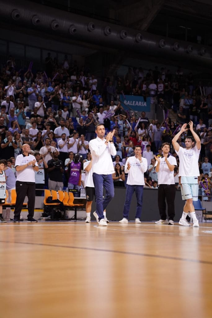 Marco Justo, Patrón de esta nave. Su campaña ha sido de enmarcar